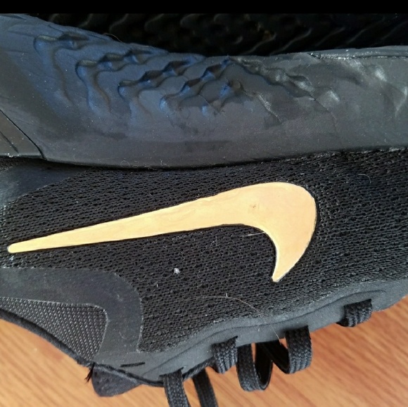 SOLD! Womens Nike Odyssey React - Picture 3 of 8